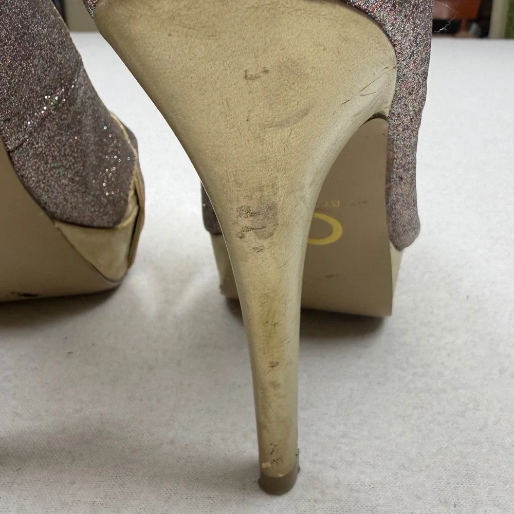 G By Guess Glitter Peep‎ Toe Platform Stiletto Heels Sparkly Gold Working Club